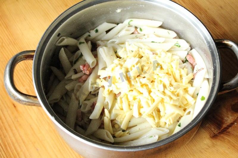 Шаг 14 приготовления Макароны карбонара с беконом