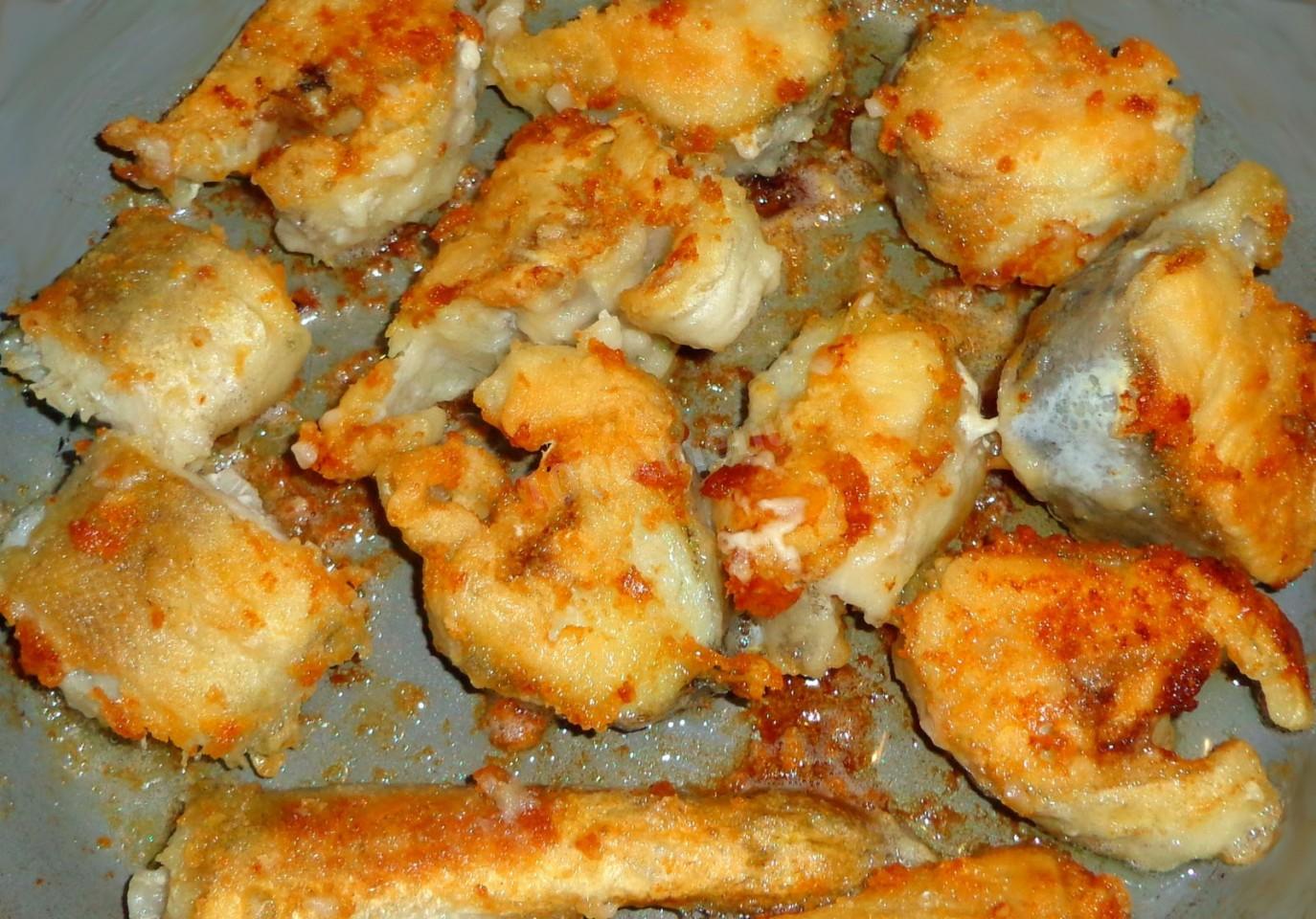 Шаг 5 приготовления Минтай жареный в кукурузном масле