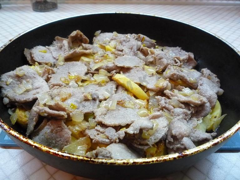 Шаг 7 приготовления Скоблянка мясная