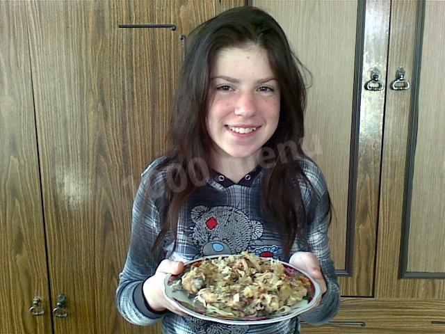 Шаг 9 приготовления Капуста запечённая на противне с кусочками куриного филе