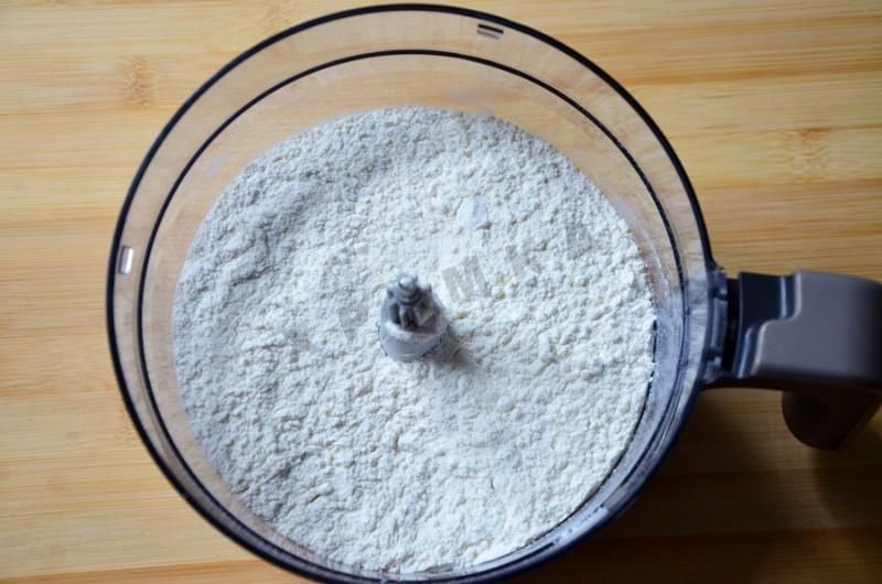 Шаг 3 приготовления Вареники с начинкой из мясных субпродуктов на заварном тесте