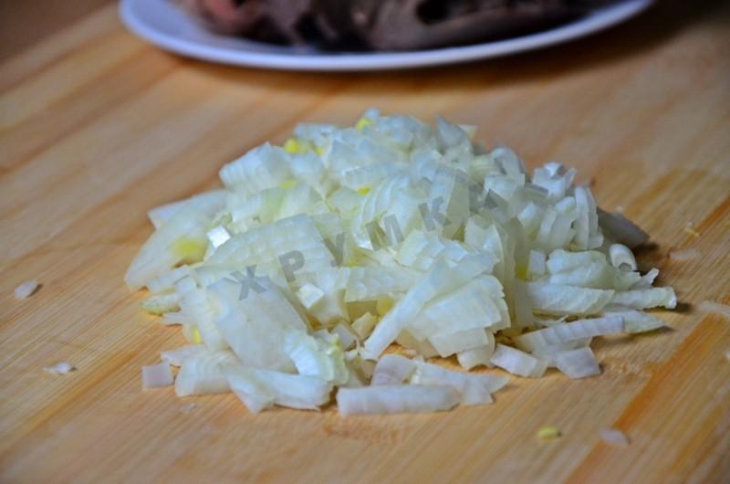 Шаг 7 приготовления Вареники с начинкой из мясных субпродуктов на заварном тесте