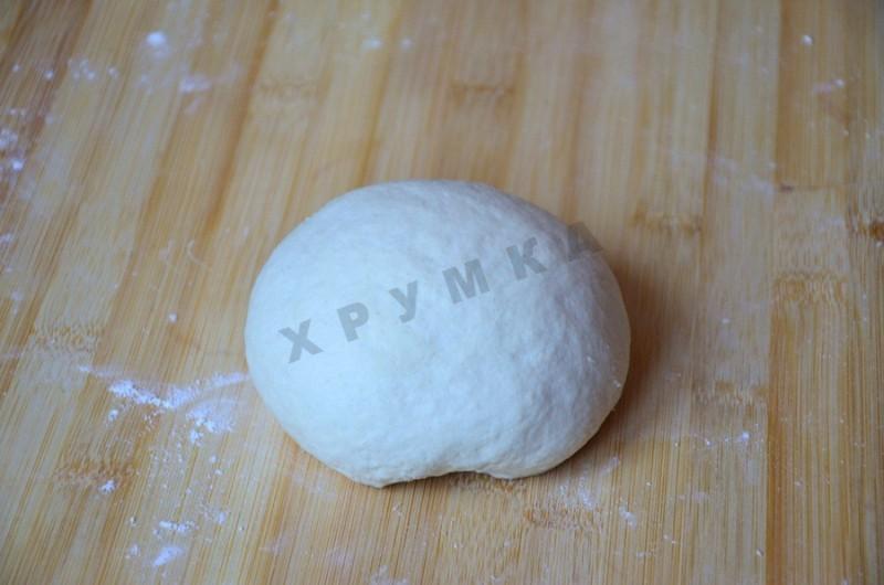Шаг 5 приготовления Сырная пицца
