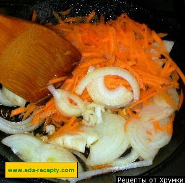 Шаг 6 приготовления Картофель с грибами и мясом в горшочке