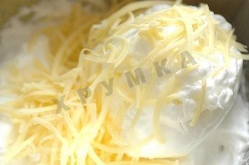Шаг 5 приготовления Яйца в пуховом гнезде