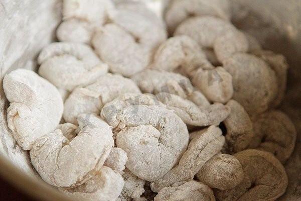 Шаг 2 приготовления Паста с креветками Фетучини в сливочном соусе