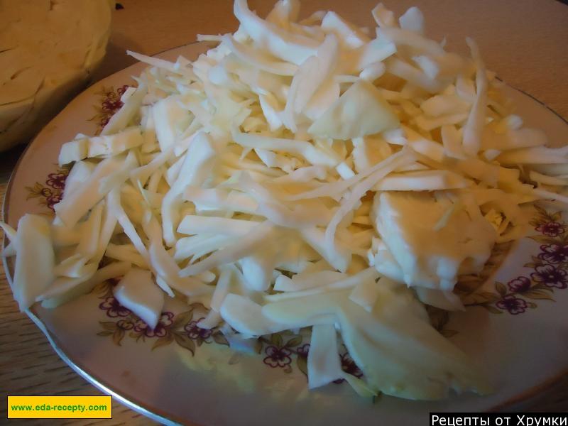 Шаг 4 приготовления Тушеная капуста с картошкой и морковкой