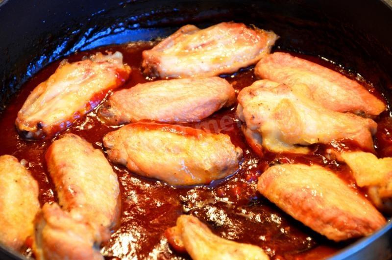 Шаг 10 приготовления Куриные крылышки в медовой глазури