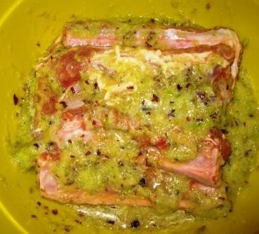 Шаг 4 приготовления Запеченный картофель с ребрышками