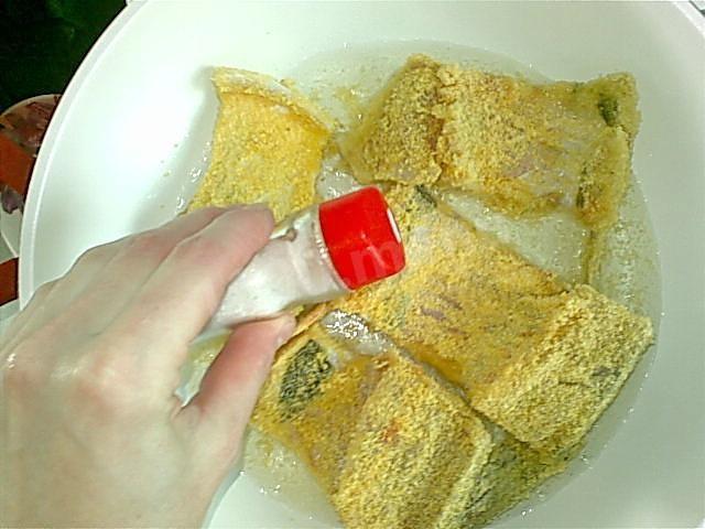 Шаг 6 приготовления Мамалыга с муждеем и жареной рыбой