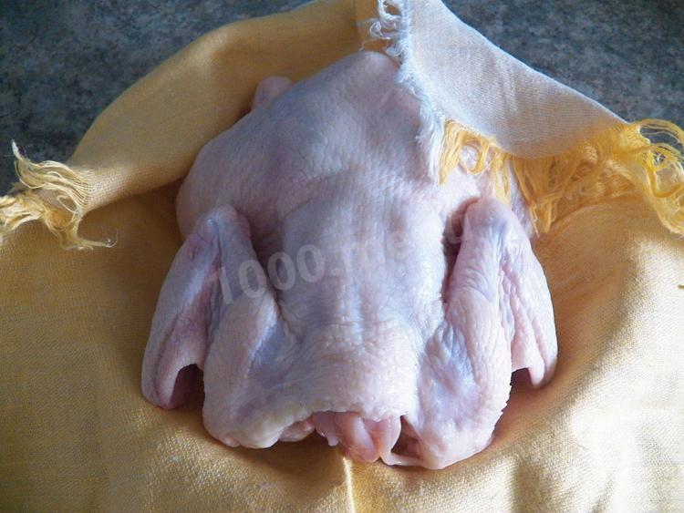 Шаг 3 приготовления Запеченная курочка в духовке по-быстрому