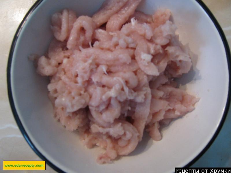Шаг 2 приготовления Клецки из куриного филе с луком