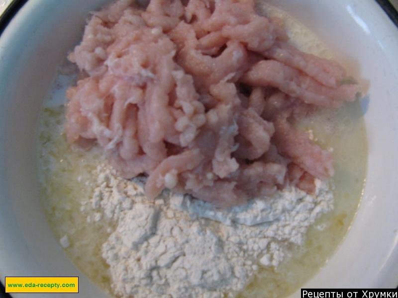 Шаг 7 приготовления Клецки из куриного филе с луком