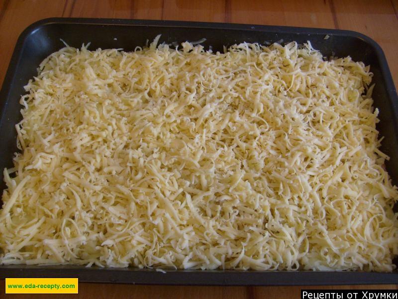 Шаг 10 приготовления Куриное филе в духовке с картофелем сыром яйцом