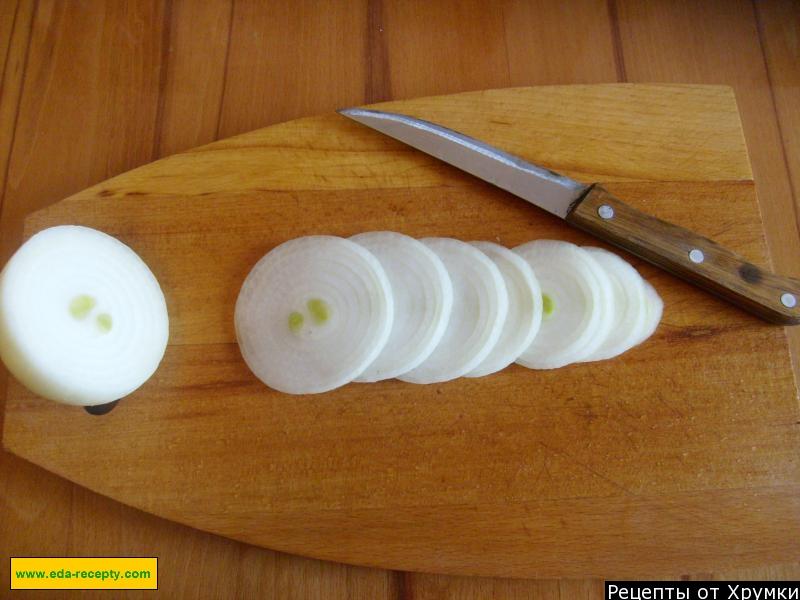 Шаг 4 приготовления Куриное филе в духовке с картофелем сыром яйцом