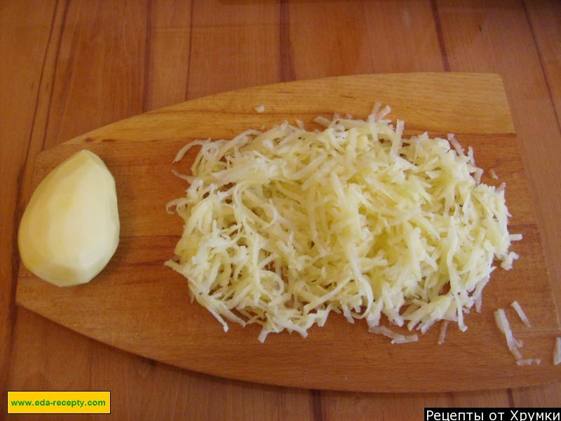 Шаг 6 приготовления Куриное филе в духовке с картофелем сыром яйцом