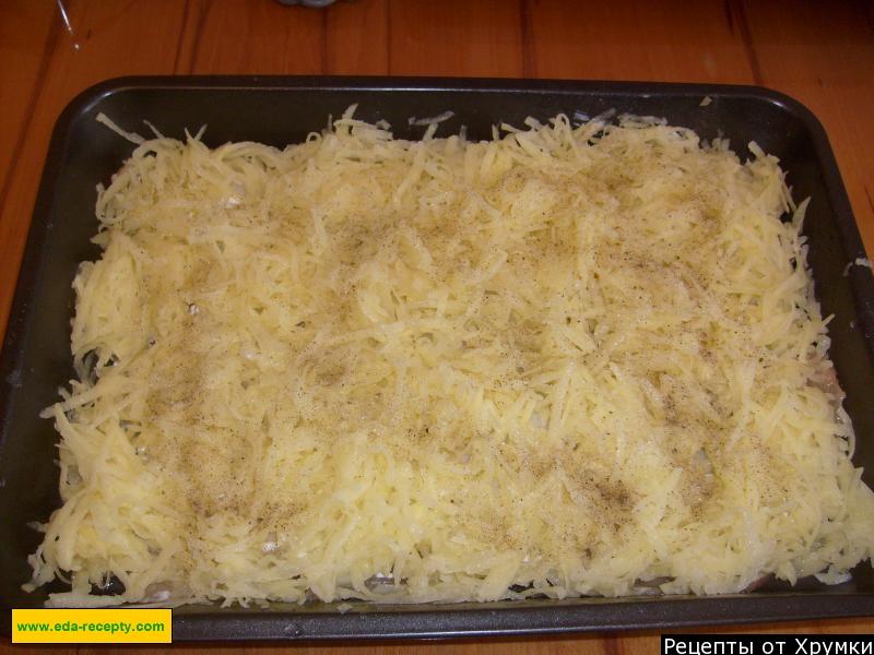 Шаг 7 приготовления Куриное филе в духовке с картофелем сыром яйцом