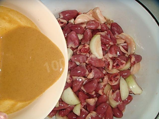Шаг 7 приготовления Шашлык сердечки куриные в горчичном маринаде