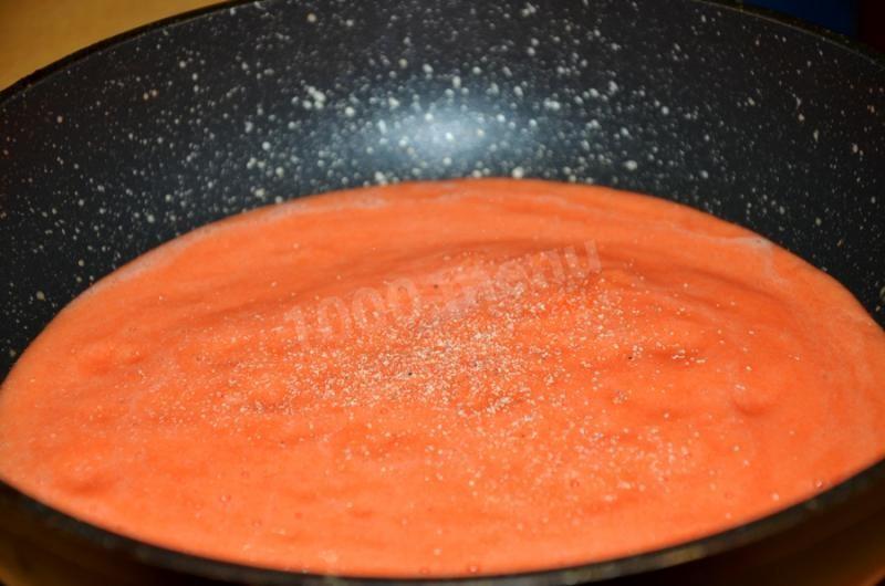 Шаг 4 приготовления Каннеллони с мясным фаршем, помидорами и сыром