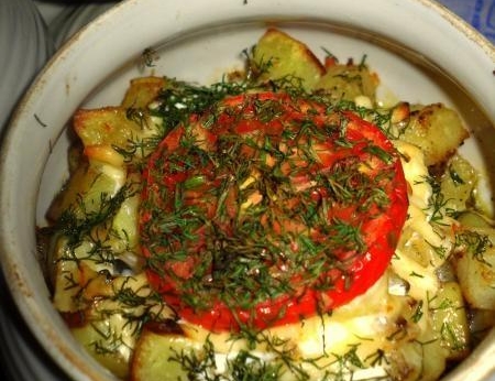 Обложка рецепта Курица в горшочке с картошкой жаркое