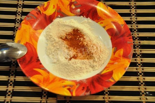 Шаг 6 приготовления Кордон блю из куриных грудок с ветчиной, вином и сливками
