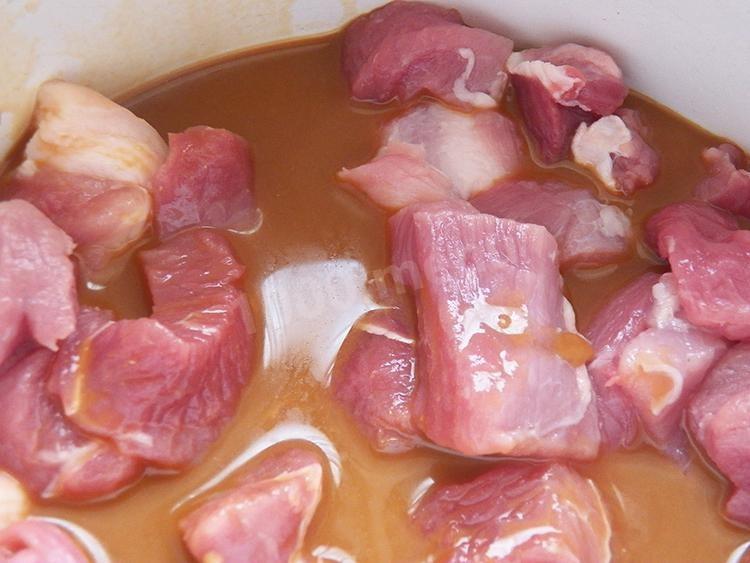 Шаг 8 приготовления Мясо в кисло-сладком соусе