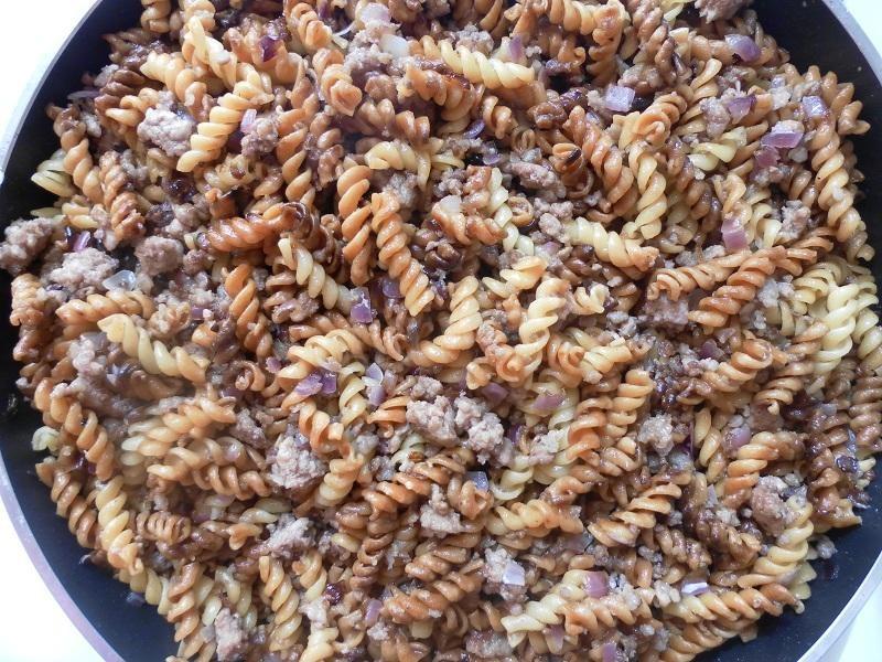 Шаг 13 приготовления Фузилли с мясным фаршем