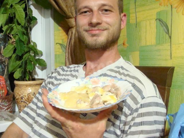 Шаг 9 приготовления Курица с ананасами и грибами