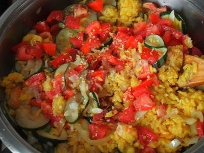 Шаг 5 приготовления Паэлья с овощами