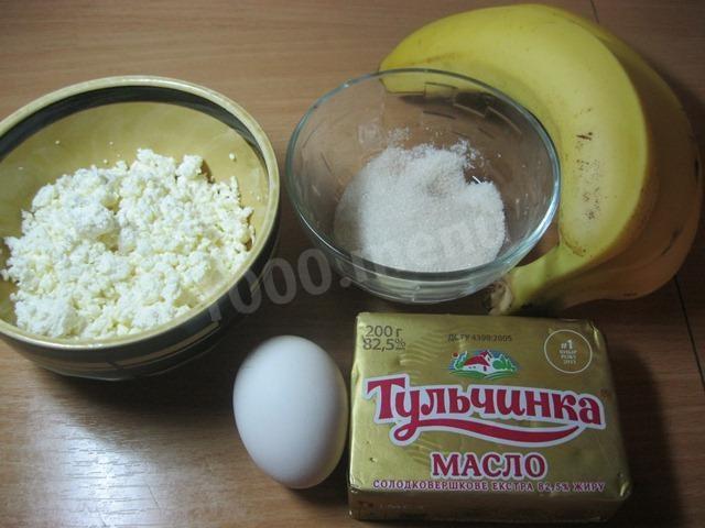Шаг 1 приготовления Бананово-творожная запеканка