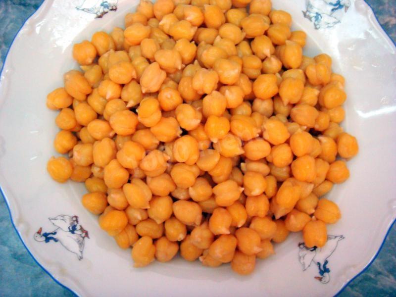 Шаг 3 приготовления Курица с луком и нутом