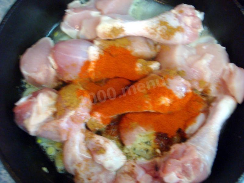 Шаг 8 приготовления Курица с луком и нутом