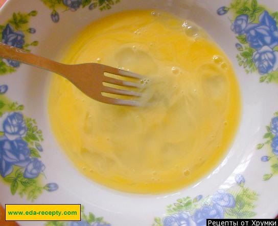 Шаг 10 приготовления Котлеты из трех видов мяса с сыром и чесноком