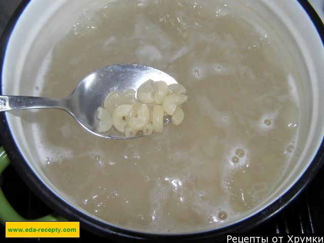 Шаг 5 приготовления Макароны с мясом и помидорами