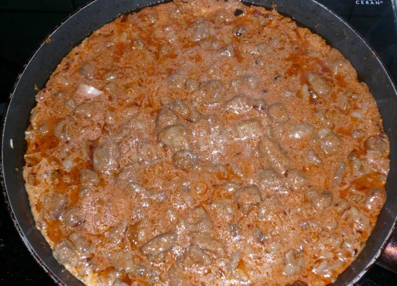 Шаг 10 приготовления Гуляш печеночный свиной
