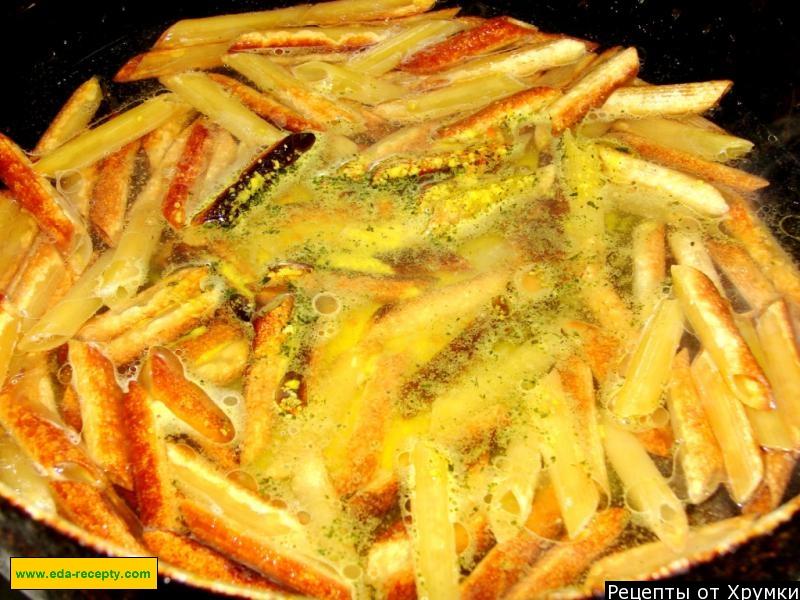 Шаг 4 приготовления Жареные макароны с овощами