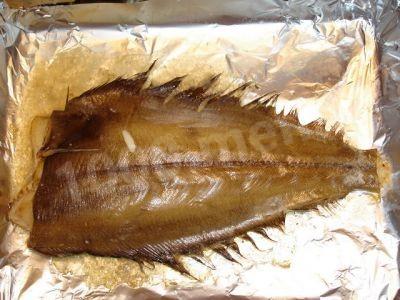 Обложка рецепта Палтус с морковью и луком в духовке
