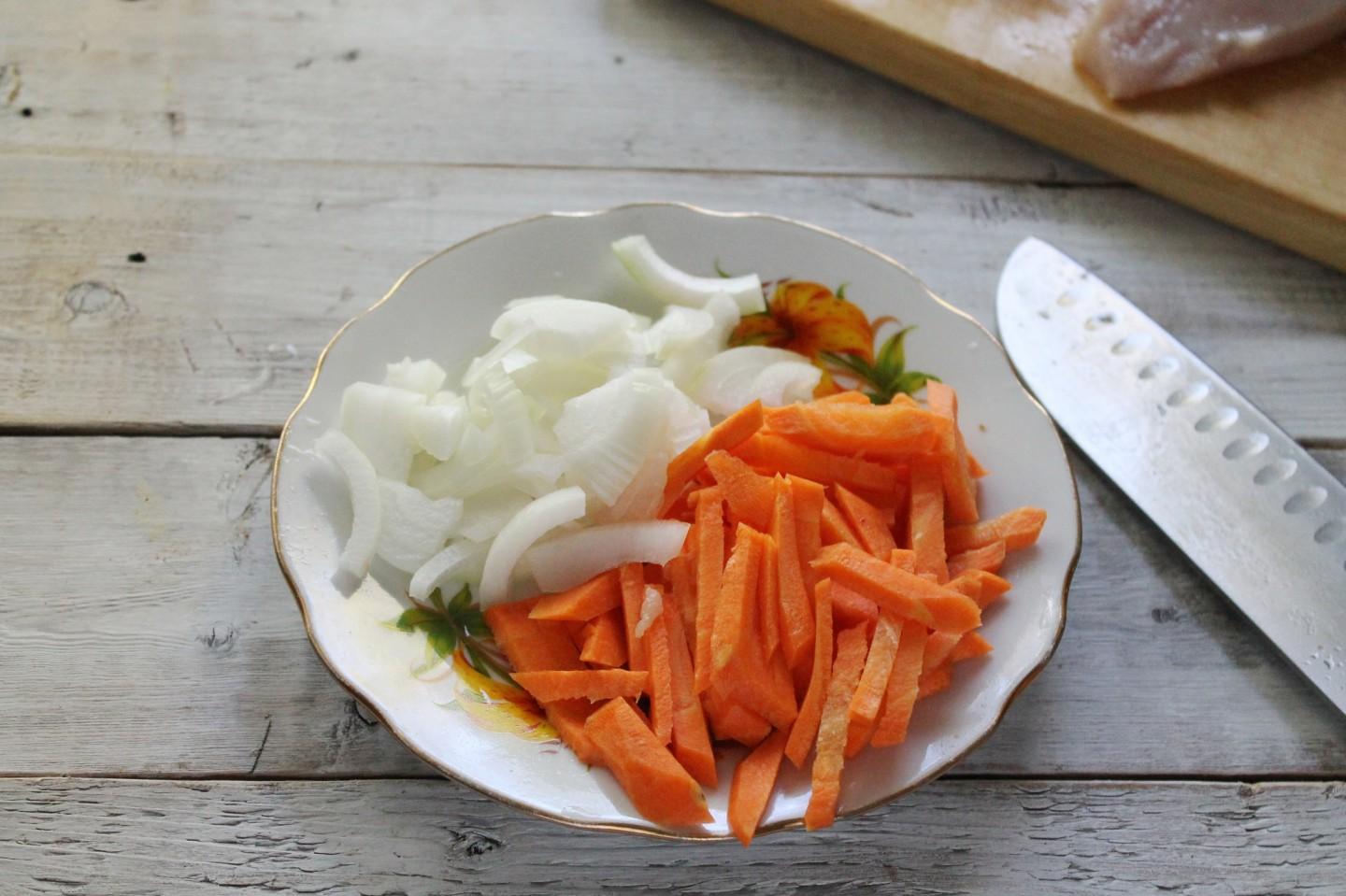 Шаг 2 приготовления Гуляш без картошки с курицей