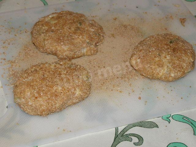 Шаг 8 приготовления Диетические куриные котлеты на пару в пароварке