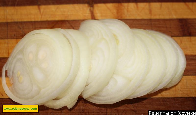 Шаг 2 приготовления Куриная печень с луком и белым вином