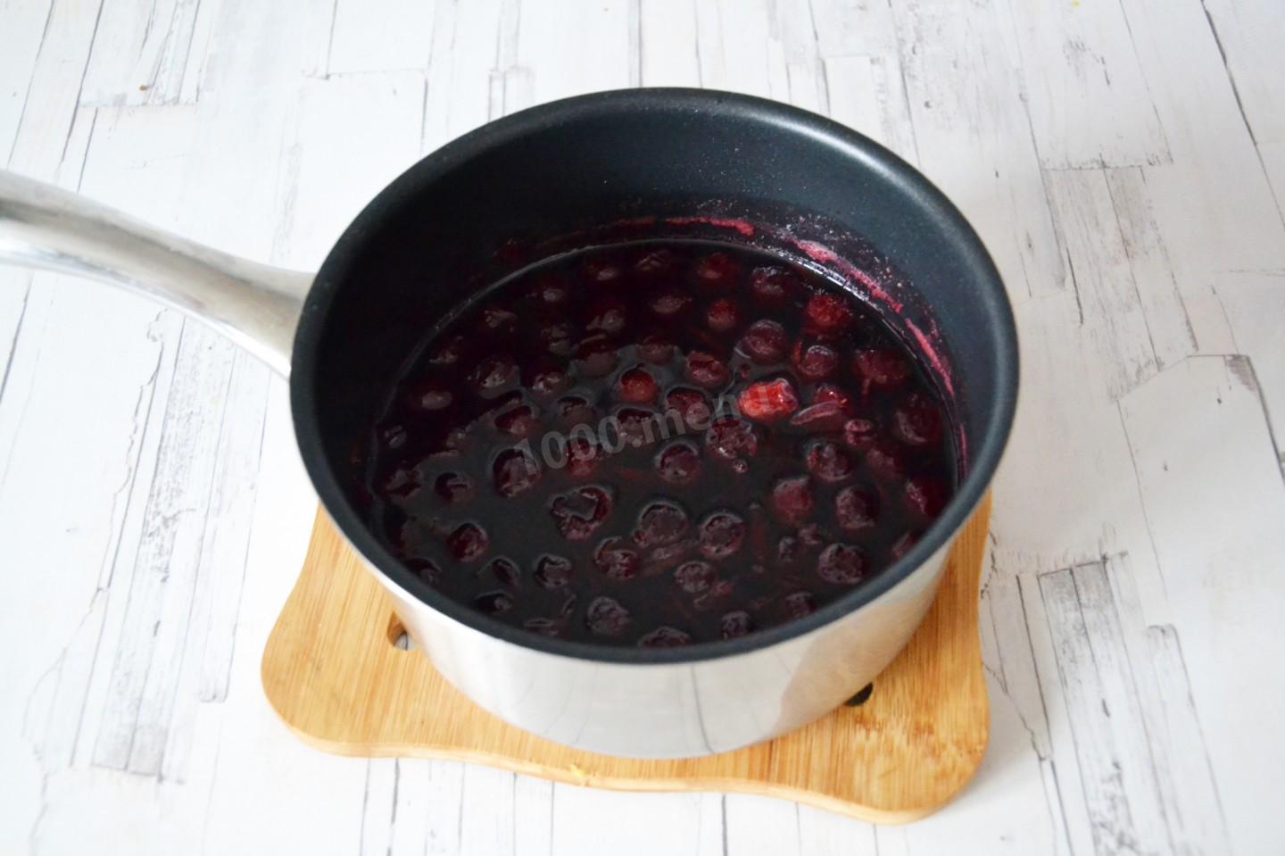 Шаг 8 приготовления Вишня в красном вине