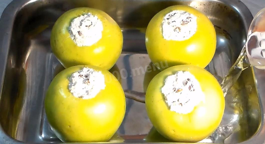 Шаг 5 приготовления Запечённые яблоки с сюрпризом