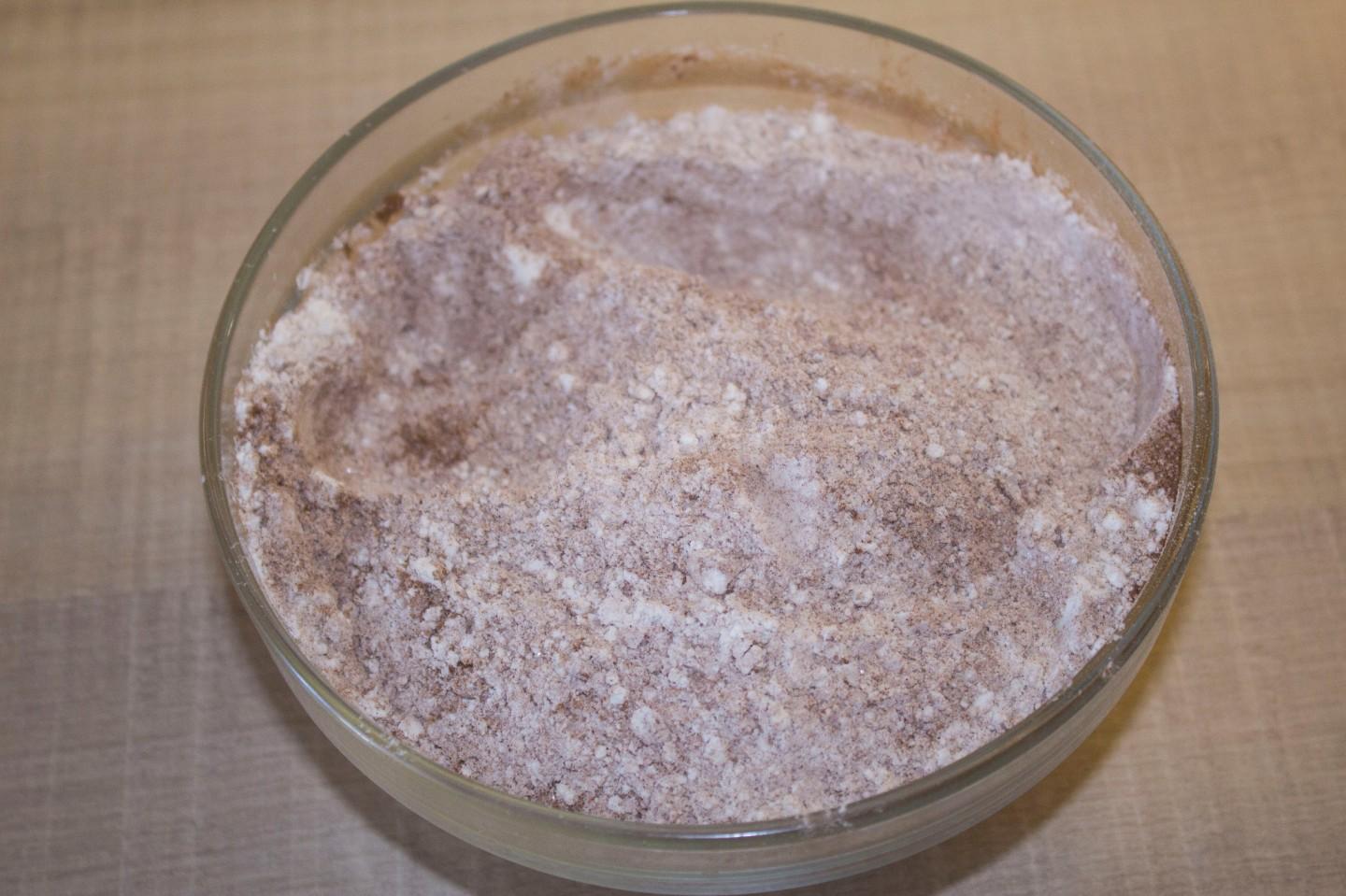 Шаг 3 приготовления Сумасшедший пирог crazy cake без яиц