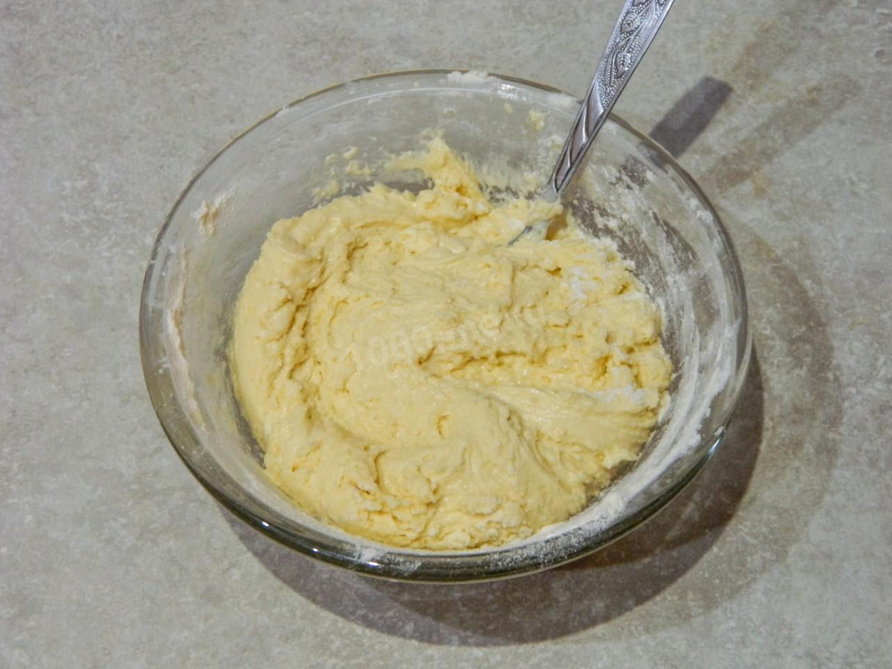 Шаг 5 приготовления Маффины с яблоками Кексы Шарлотка