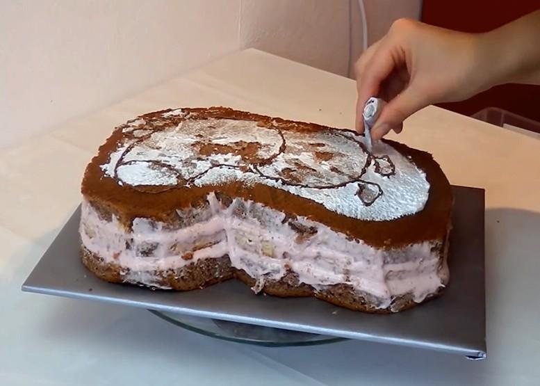 Шаг 8 приготовления Торт Свинка Пеппа йогуртовый