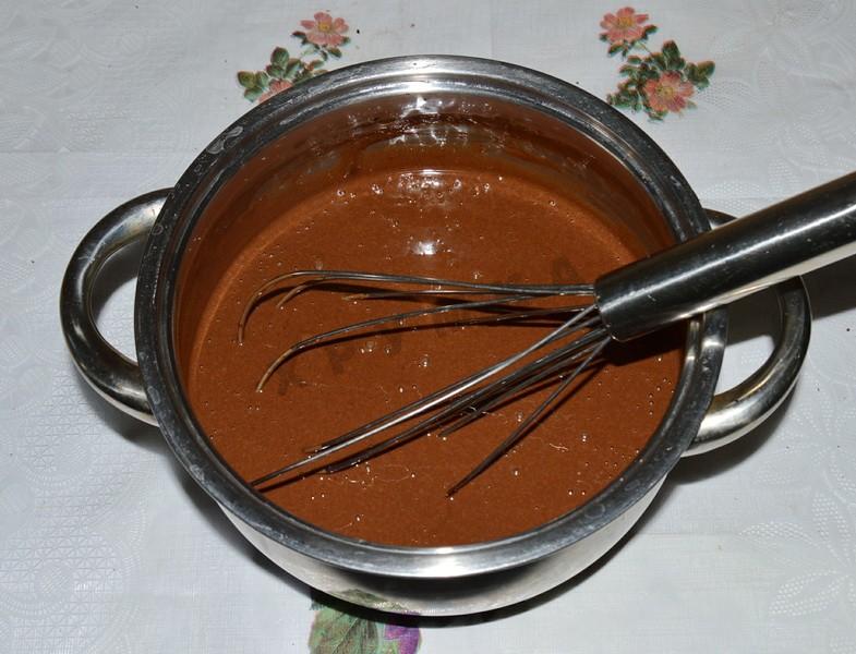 Шаг 9 приготовления Шоколадное мороженое с орехами в блендере