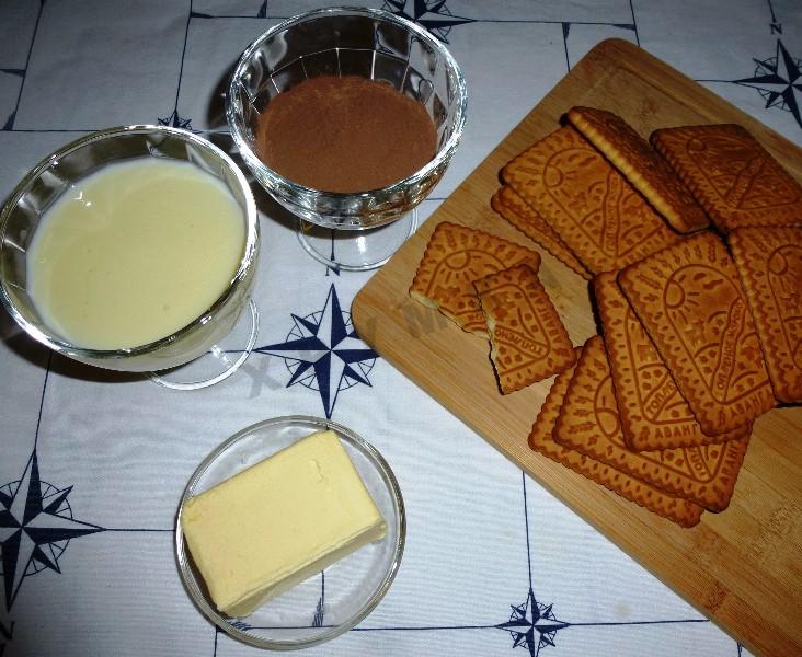 Шаг 1 приготовления Пирожное картошка на песочном печенье с какао