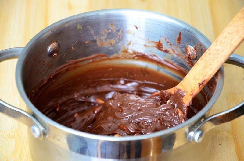 Шаг 5 приготовления Домашние конфеты с арахисом