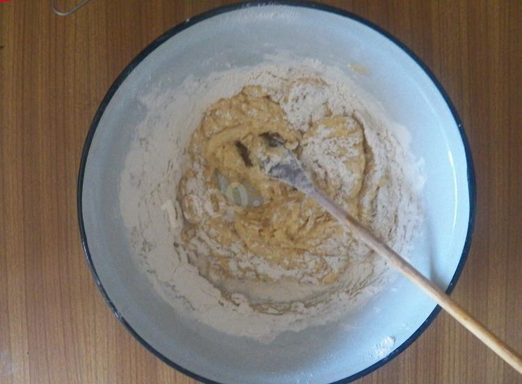 Шаг 10 приготовления Гата с арахисом и кунжутом