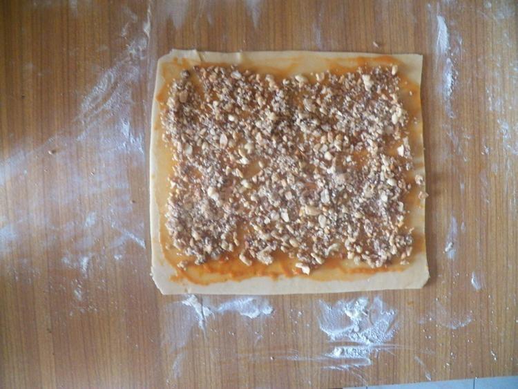 Шаг 22 приготовления Гата с арахисом и кунжутом